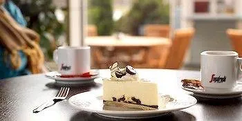 Naantali City Apartments 2*